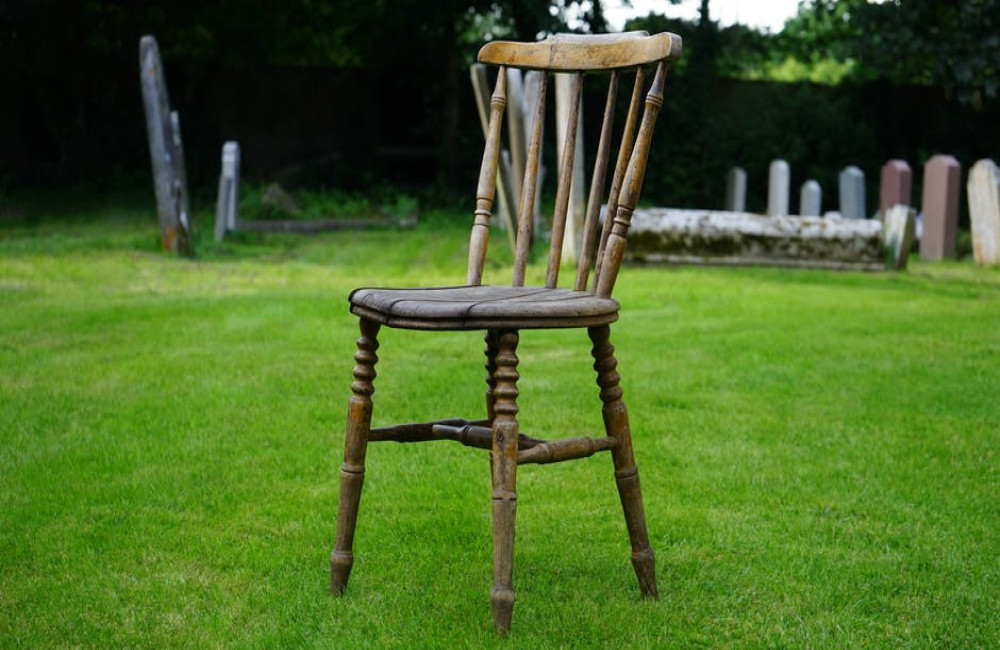 Wat is een rotan stoel en waarom is het zo populair in interieurdesign?