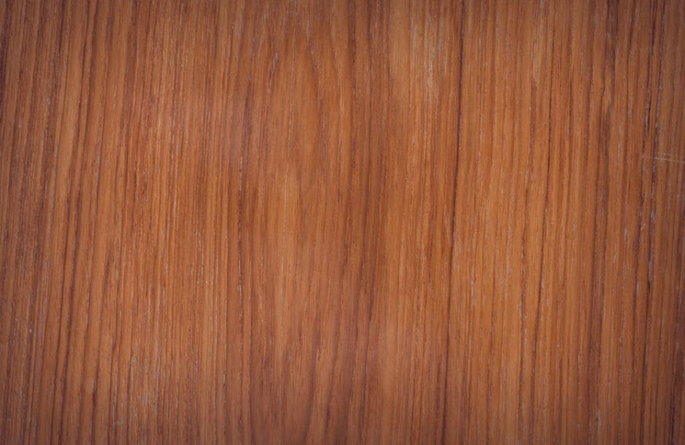 Hout kleuren in huis? Dit zijn de voordelen van waterbeits