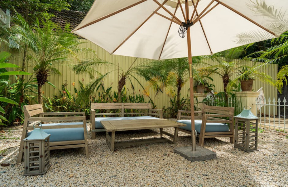 Welke planten passen bij loungesets voor de tuin? Een groene styling-gids